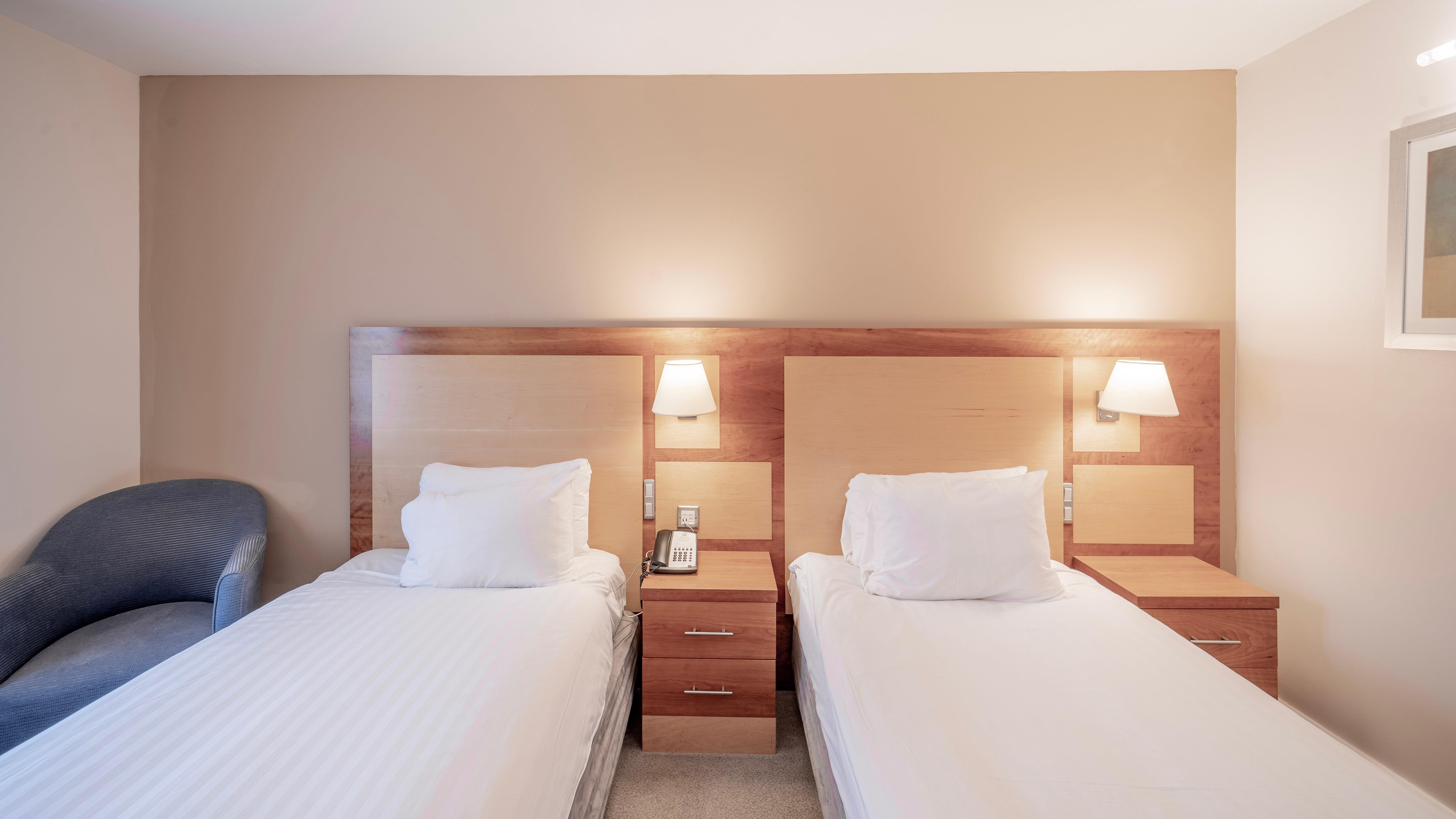 Holiday Inn Bristol Airport, An Ihg Hotel Redhill  Extérieur photo