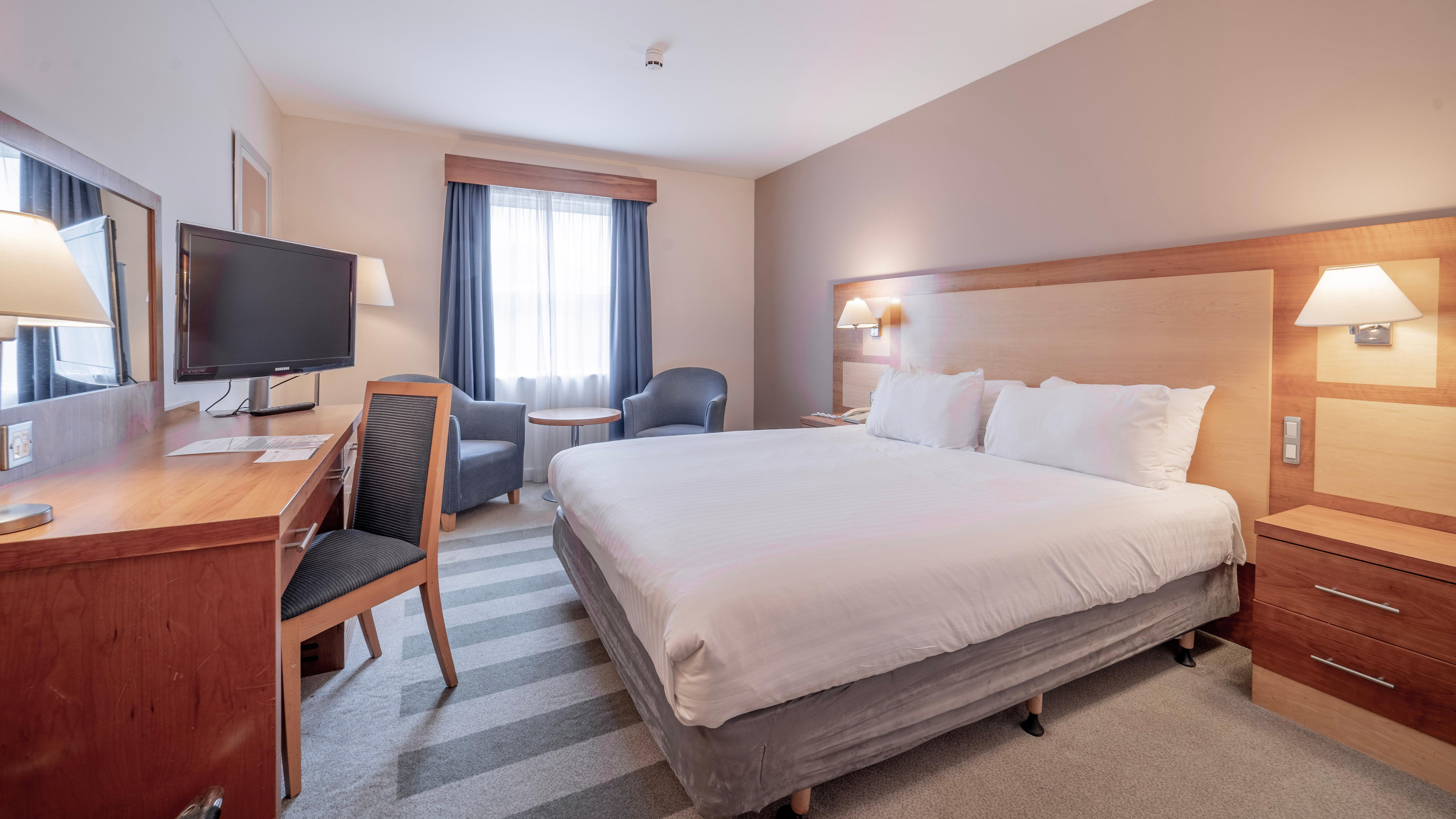 Holiday Inn Bristol Airport, An Ihg Hotel Redhill  Extérieur photo